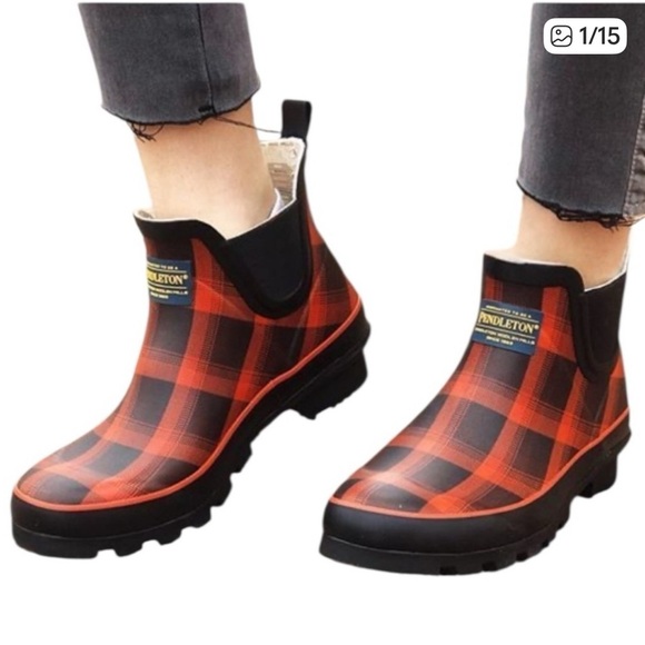 Pendleton Shoes - Pendleton Red Plaid Rubber Rain Boots Women’s Size 9 Waterproof Ankle Chelsea